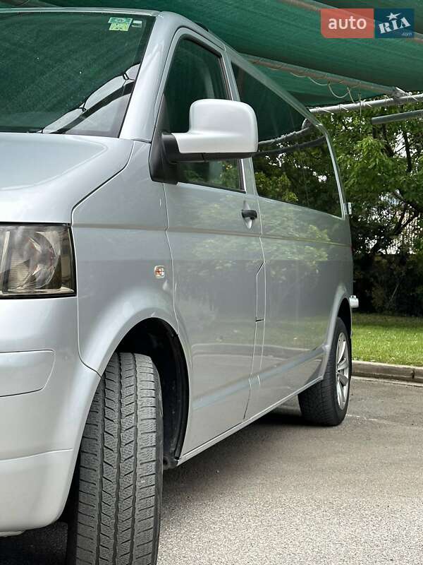 Минивэн Volkswagen Transporter 2009 в Ивано-Франковске