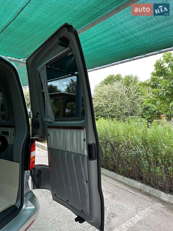 Минивэн Volkswagen Transporter 2009 в Ивано-Франковске