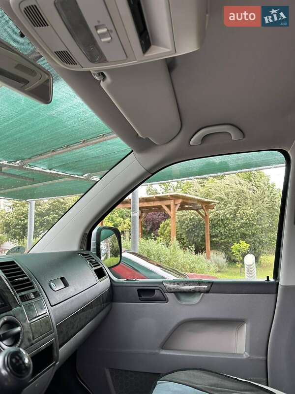 Минивэн Volkswagen Transporter 2009 в Ивано-Франковске