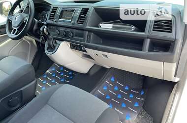 Минивэн Volkswagen Transporter 2018 в 