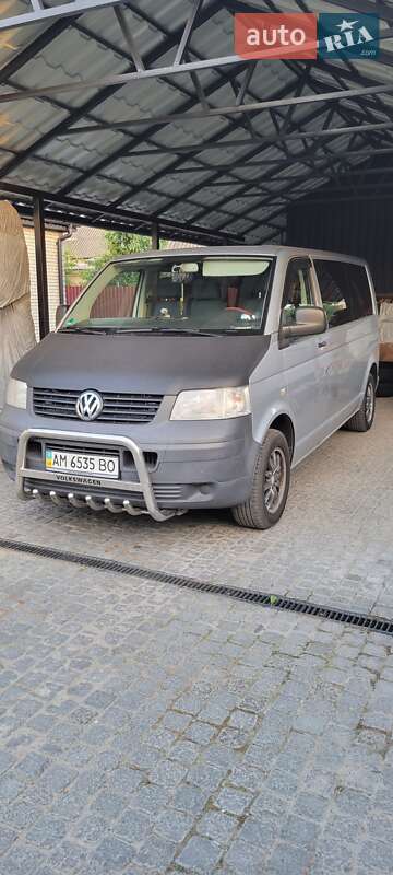 Минивэн Volkswagen Transporter 2008 в Коростышеве