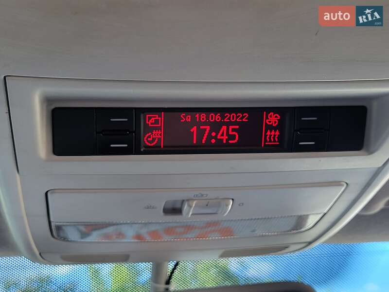 Минивэн Volkswagen Transporter 2008 в Коростышеве