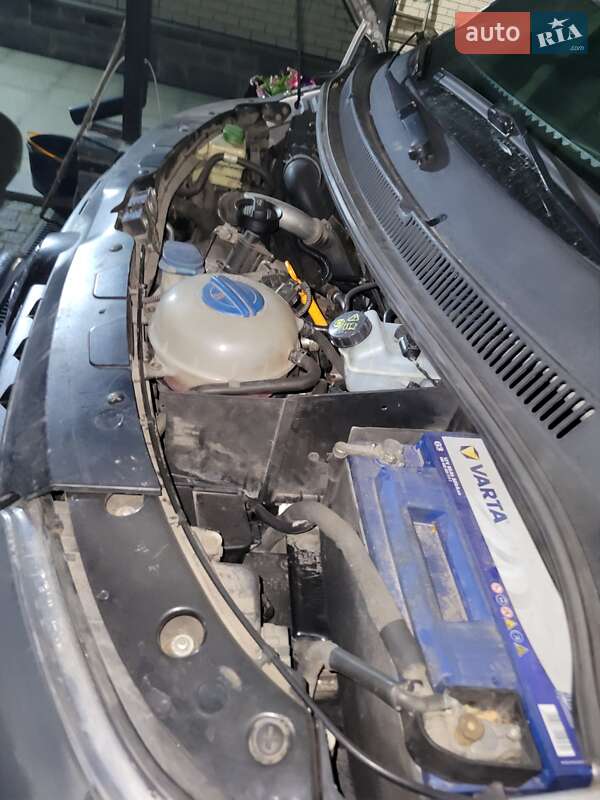 Минивэн Volkswagen Transporter 2008 в Коростышеве
