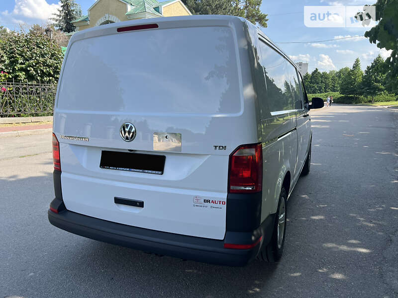 Грузовой фургон Volkswagen Transporter 2017 в Умани