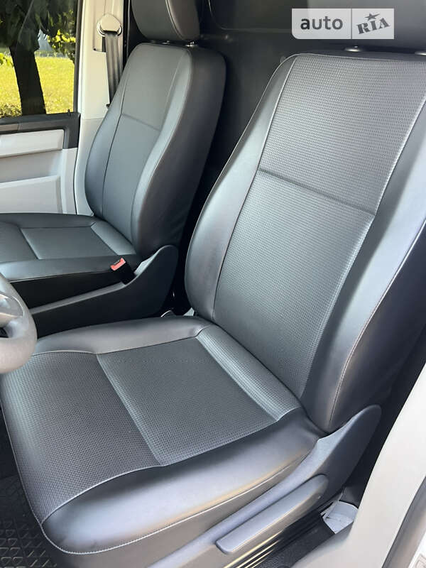 Грузовой фургон Volkswagen Transporter 2017 в Умани