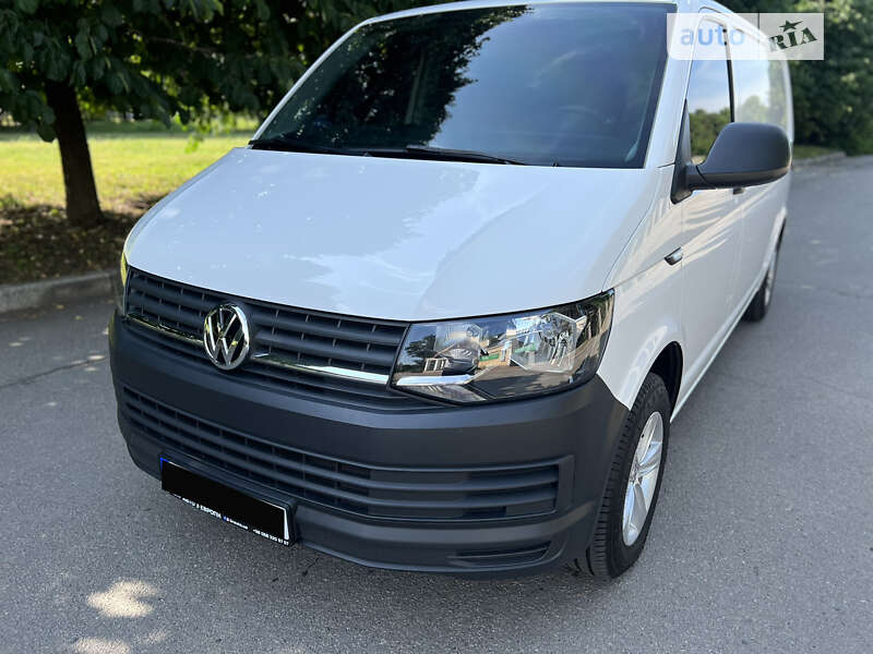 Грузовой фургон Volkswagen Transporter 2017 в Умани