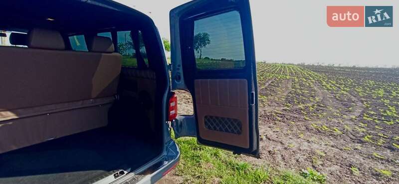Мінівен Volkswagen Transporter 2017 в Миколаєві