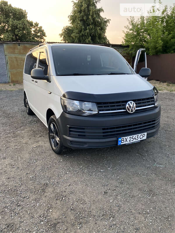 Минивэн Volkswagen Transporter 2015 в Киеве