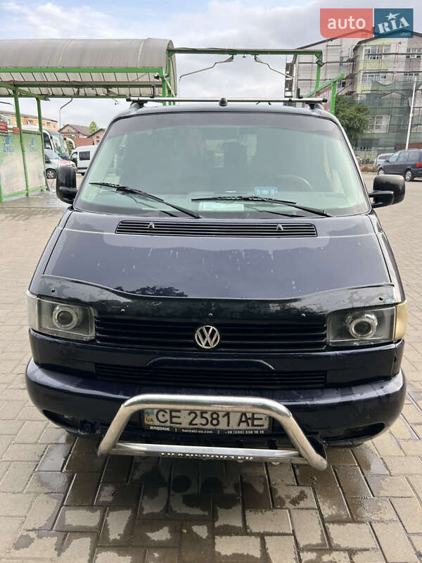 Минивэн Volkswagen Transporter 2003 в Глыбокой