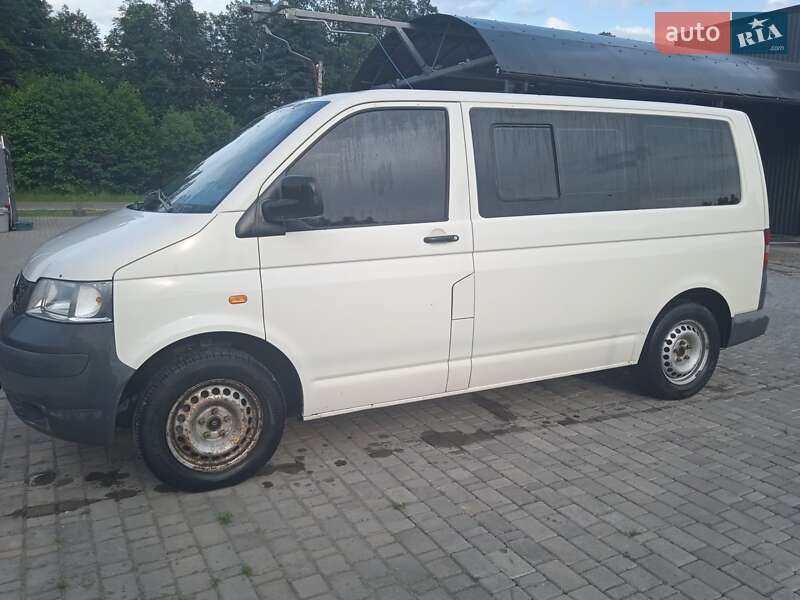 Минивэн Volkswagen Transporter 2006 в Львове