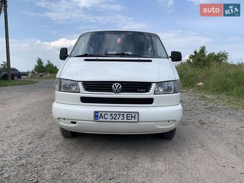 Минивэн Volkswagen Transporter 2000 в Луцке