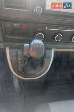 Минивэн Volkswagen Transporter 2018 в 