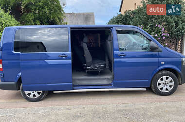 Минивэн Volkswagen Transporter 2010 в 