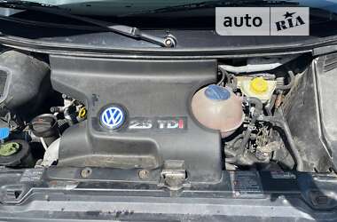 Минивэн Volkswagen Transporter 2002 в 