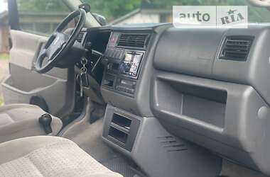 Минивэн Volkswagen Transporter 2002 в 