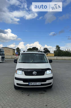 Минивэн Volkswagen Transporter 2003 в Вараше