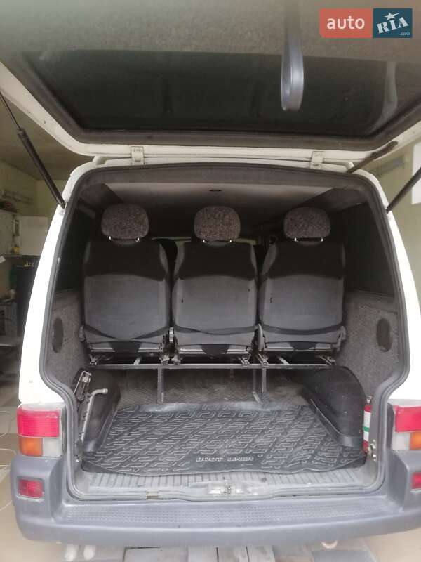 Минивэн Volkswagen Transporter 2001 в Хмельницком