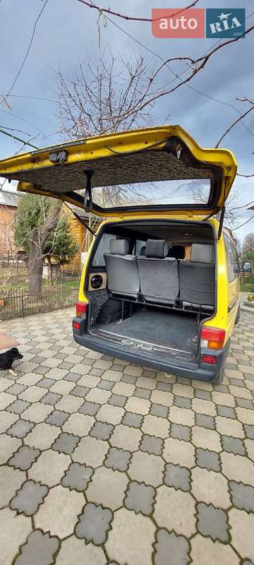 Минивэн Volkswagen Transporter 1999 в Косове