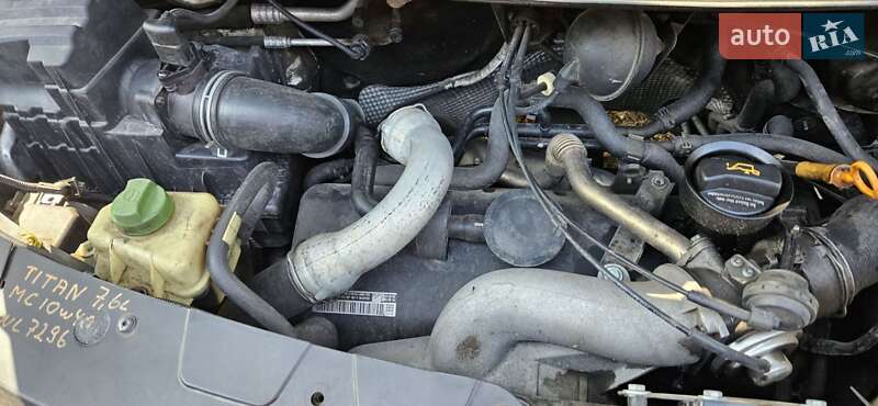 Мінівен Volkswagen Transporter 2005 в Білгороді-Дністровському