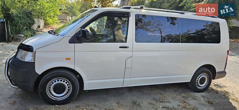 Мінівен Volkswagen Transporter 2005 в Білгороді-Дністровському