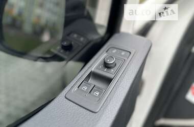 Грузовой фургон Volkswagen Transporter 2018 в 