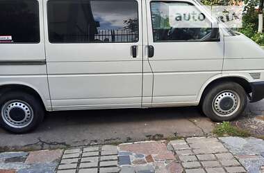 Минивэн Volkswagen Transporter 2003 в Ровно