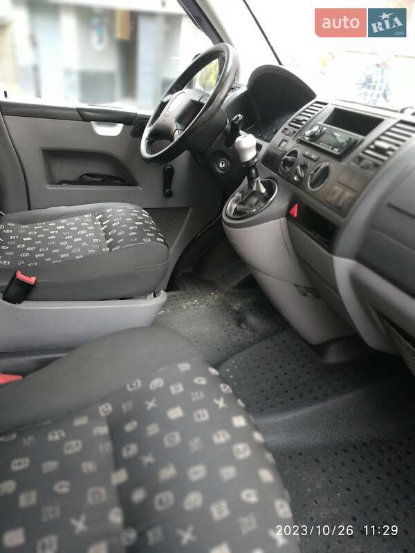 Минивэн Volkswagen Transporter 2007 в Луцке
