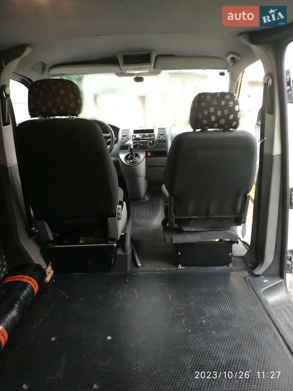 Минивэн Volkswagen Transporter 2007 в Луцке