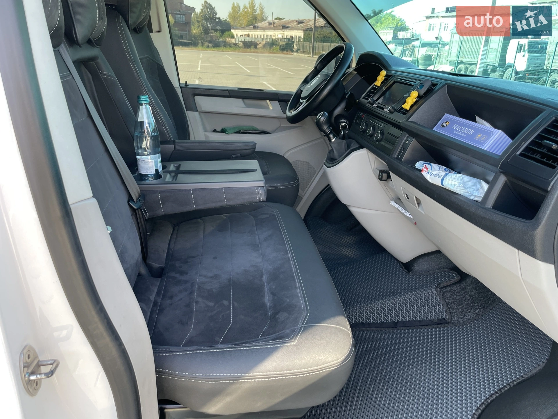 2016 Volkswagen Transporter - мініатюра 24