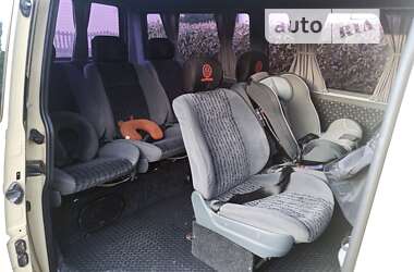 Минивэн Volkswagen Transporter 2002 в Черновцах