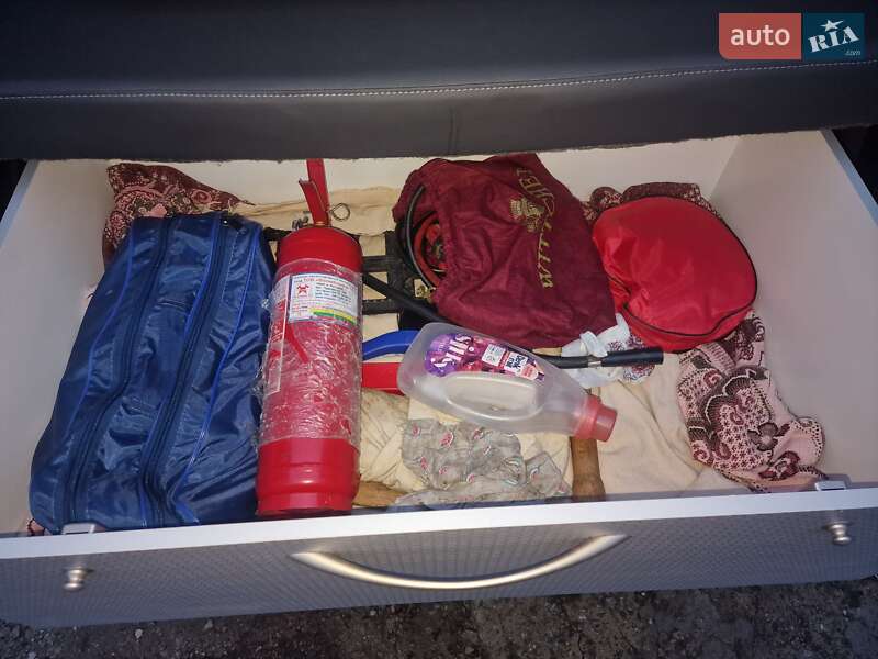 Грузопассажирский фургон Volkswagen Transporter 2011 в Бердичеве