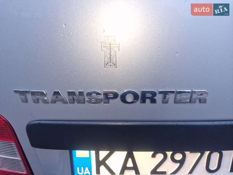 Грузопассажирский фургон Volkswagen Transporter 2011 в Бердичеве