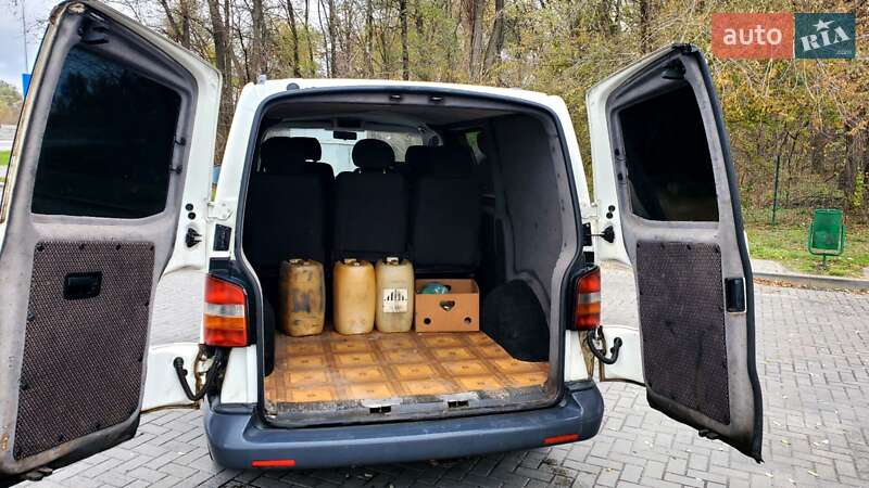 Мінівен Volkswagen Transporter 2006 в Дніпрі