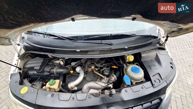 Мінівен Volkswagen Transporter 2006 в Дніпрі
