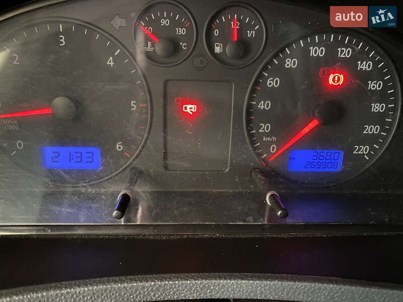 Минивэн Volkswagen Transporter 2006 в Днепре
