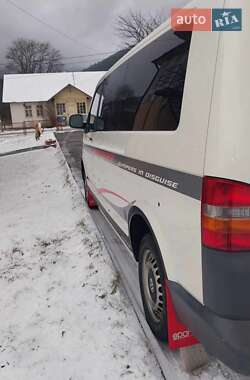 Минивэн Volkswagen Transporter 2009 в 