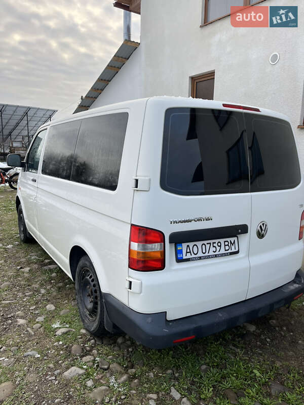 Минивэн Volkswagen Transporter 2008 в Тячеве
