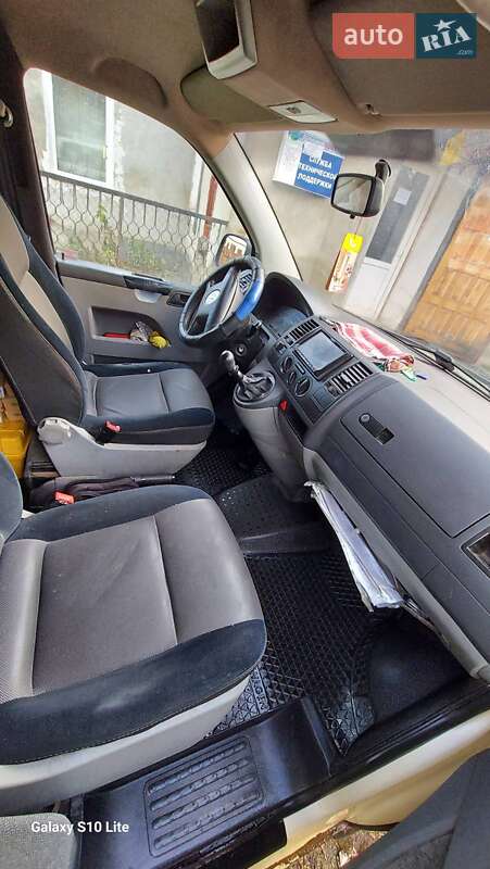 Мінівен Volkswagen Transporter 2006 в Первомайську
