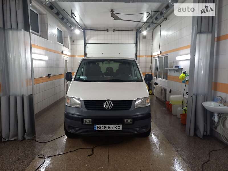 Минивэн Volkswagen Transporter 2005 в Львове