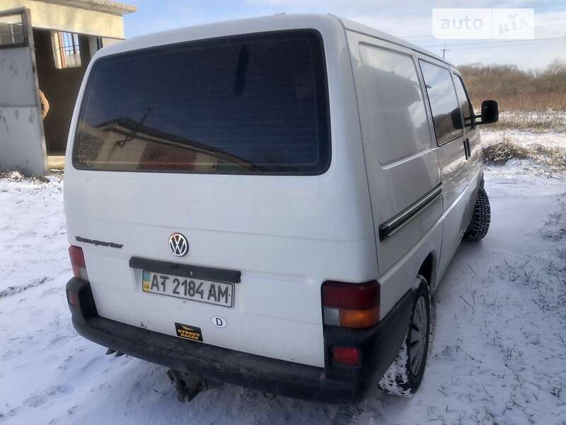 Грузовой фургон Volkswagen Transporter 1999 в Галиче