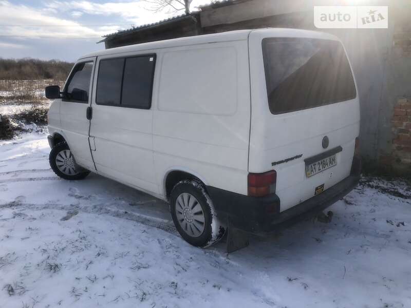Грузовой фургон Volkswagen Transporter 1999 в Галиче