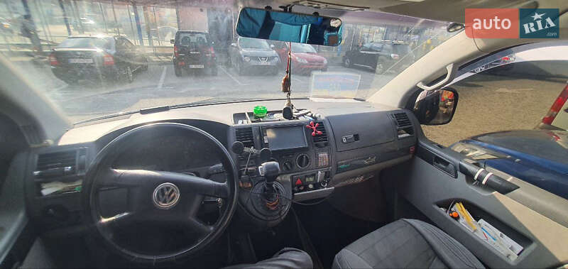 Минивэн Volkswagen Transporter 2005 в Киеве