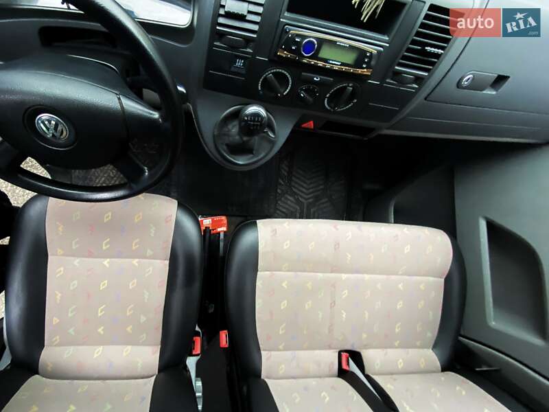 Минивэн Volkswagen Transporter 2009 в Черкассах