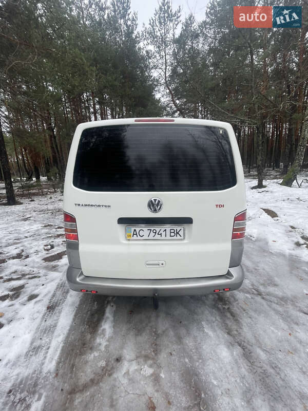 Минивэн Volkswagen Transporter 2005 в Любешове