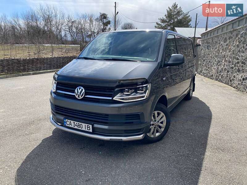 Вантажний фургон Volkswagen Transporter 2017 в Черкасах