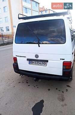 Минивэн Volkswagen Transporter 2000 в 