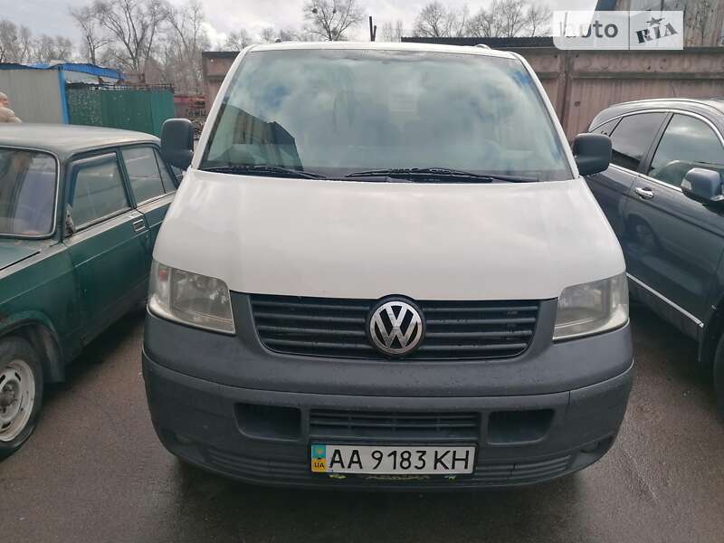 Минивэн Volkswagen Transporter 2003 в Киеве