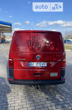 Вантажний фургон Volkswagen Transporter 2015 в Львові