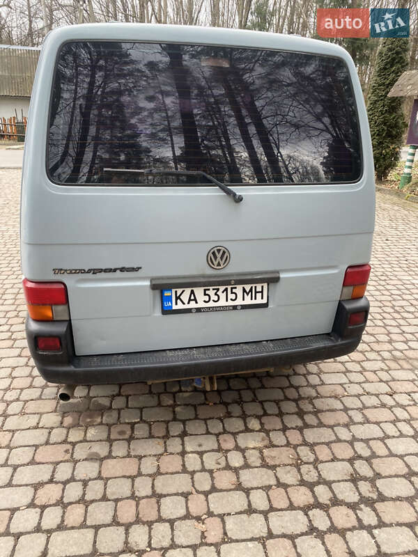 Минивэн Volkswagen Transporter 2003 в Дрогобыче