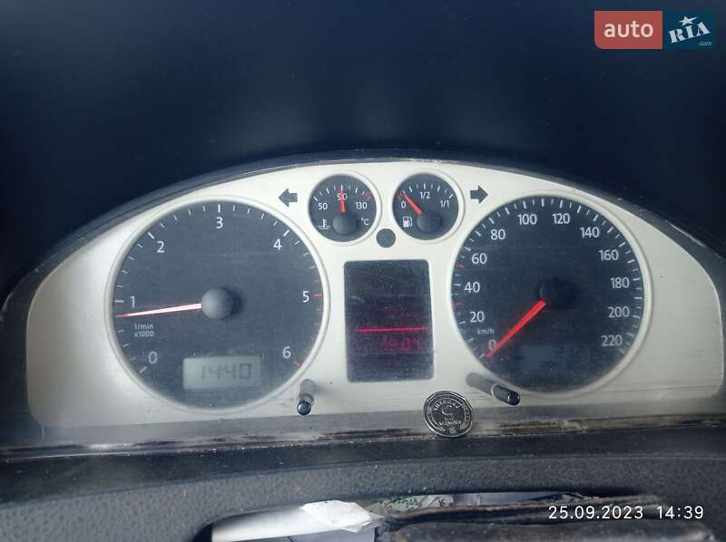 Минивэн Volkswagen Transporter 2005 в Ровно